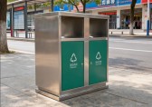 戶外街道兩分類不銹鋼垃圾箱，讓環(huán)保與美學(xué)并行