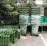 戶外塑料垃圾桶
