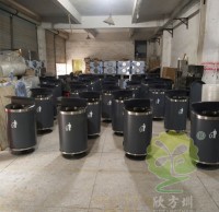 戶(hù)外環(huán)保鋼制果皮箱熱銷(xiāo)，深受客戶(hù)喜愛(ài)