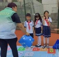 街道各社區(qū)陸續(xù)開展垃圾分類暑期實踐活動