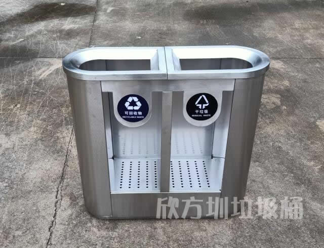 學(xué)校班級(jí)里的分類垃圾桶